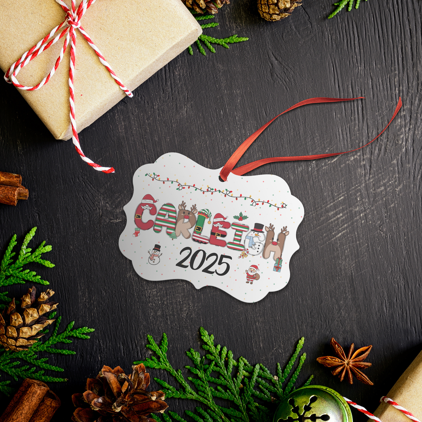 Customizable_Ornament_Medallion_Lifestyle02_Mockup.png