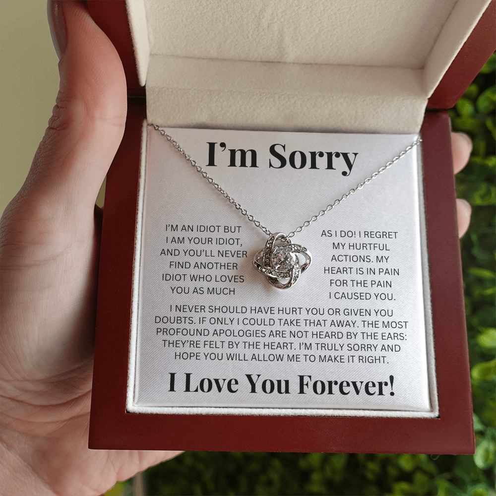 "I'm Sorry" Love Knot Necklace – A Heartfelt Apology She Can Hold